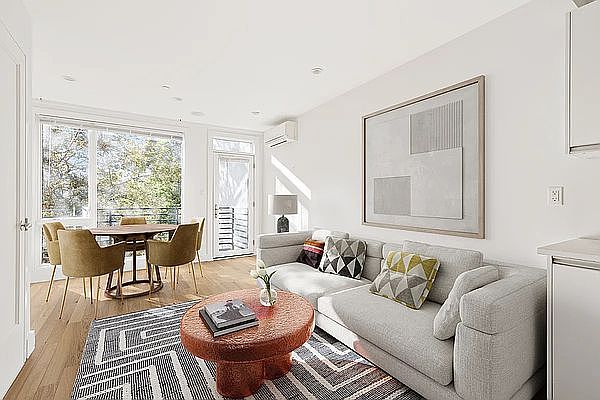 1st image of 530 Lafayette Ave APT 4R
