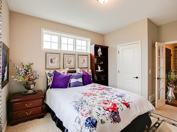 4th image of 3534 Sawgrass Trl E