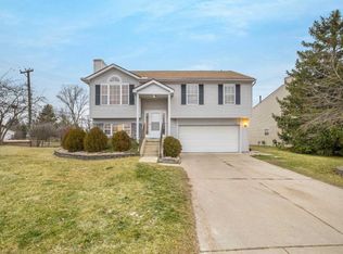 7011 Streamwood Dr, Ypsilanti, MI 48197