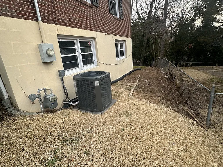 141 Dublin Ct — Photo 22