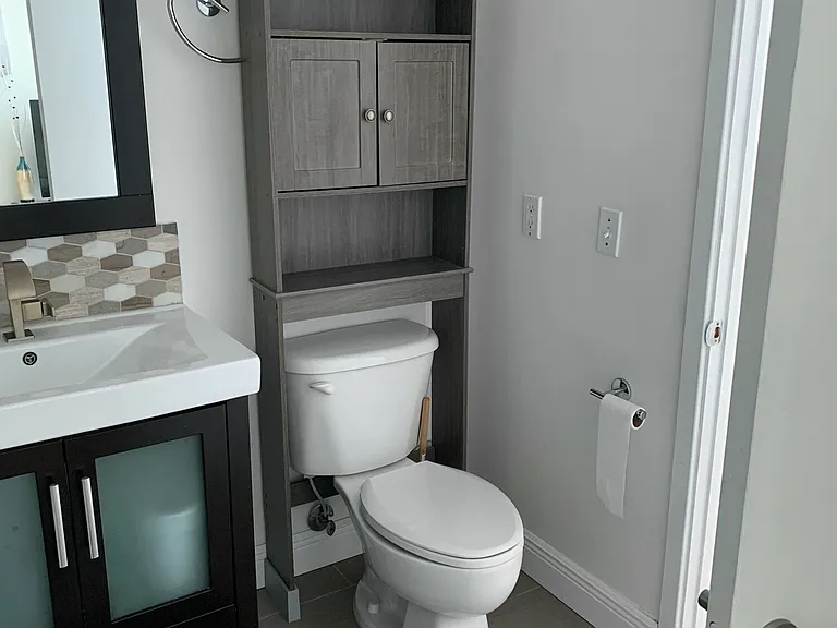 2200 NE 4th Ave #805 — Photo 9