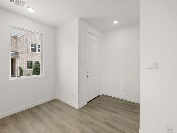 2nd image of 5712 Terrace Dr