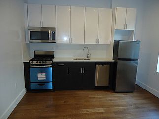3rd image of 165 W 127th St APT 5L