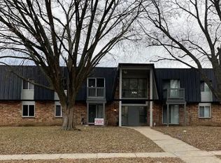 7233 N 38th St APT 12, Milwaukee, WI 53209