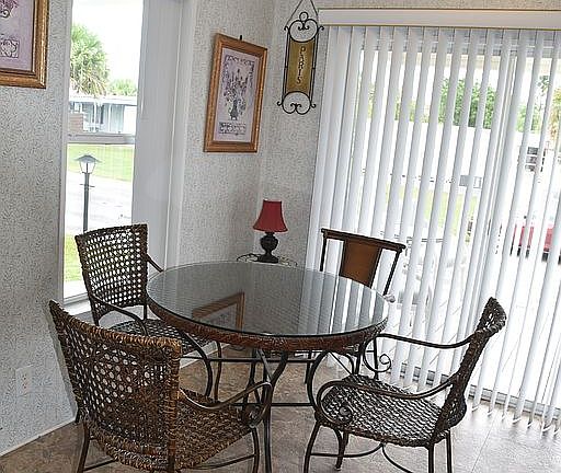 4th image of 315 Heritage Blvd