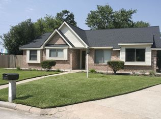5502 Green Timbers Dr, Humble, TX 77346