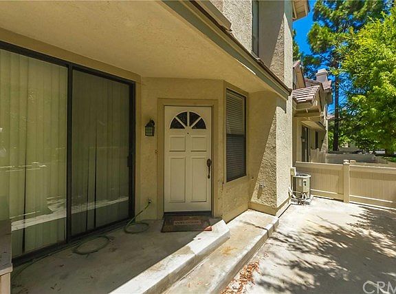 4th image of 2621 Plaza Del Amo Unit 517