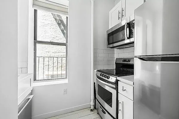 Rented by REAL New York | media 4