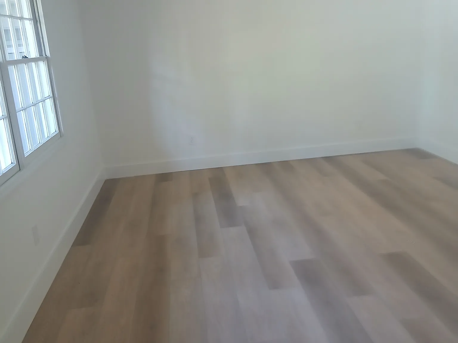 2 bed, $1,400 — Photo 1