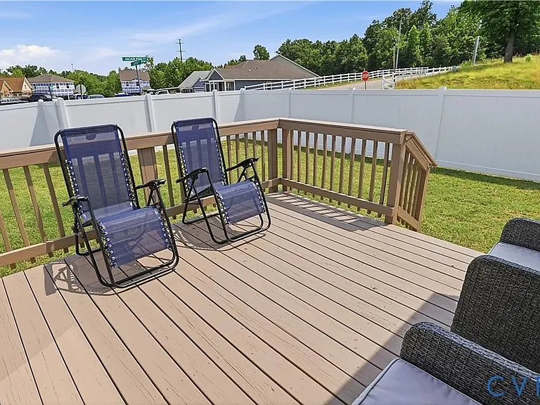 3901 Lighthouse Ln — Photo 20