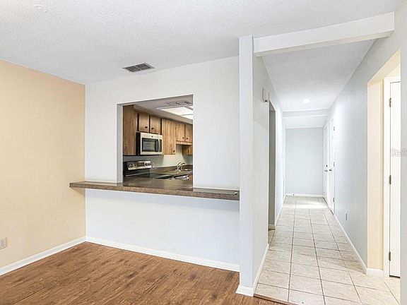 3rd image of 2025 Sylvester Rd Unit C2