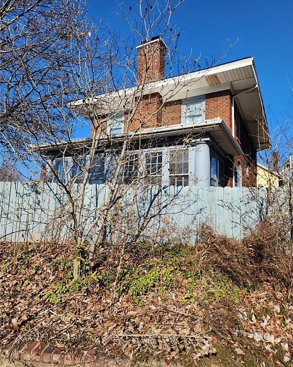 832 Main St, Coshocton, OH 43812 MLS 4425849 Zillow