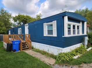 622 Newport Ln, Imperial, PA 15126