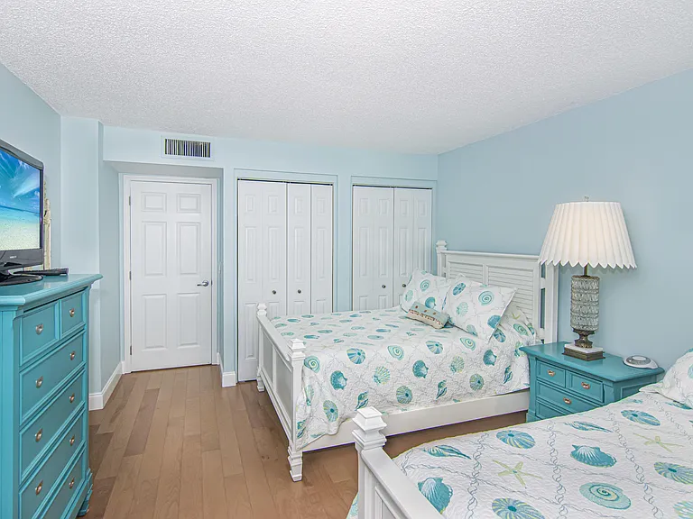 5600 N Flagler Dr #1404 — Photo 28