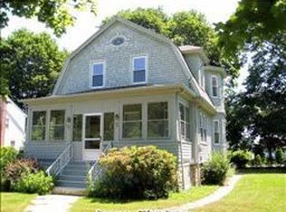 12 Pearl St, Groton, CT 06340