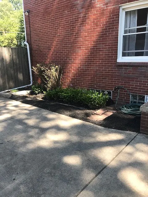 2 bed, 850 sqft, $1,925 — Photo 4