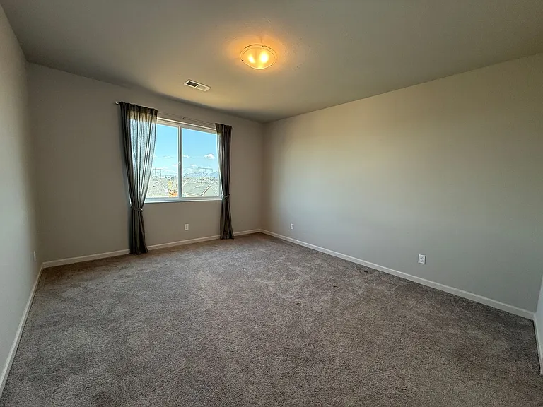 4057 SW Reindeer Ave — Photo 14