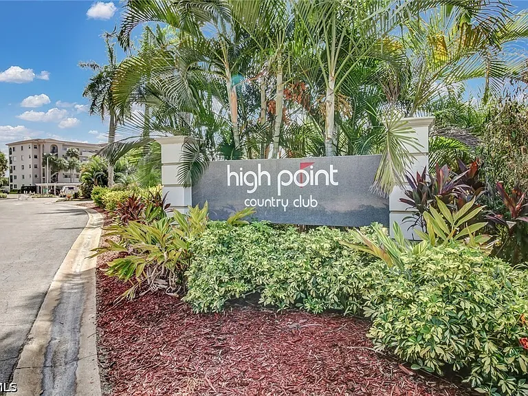 9 High Point Cir N #102 — Photo 34