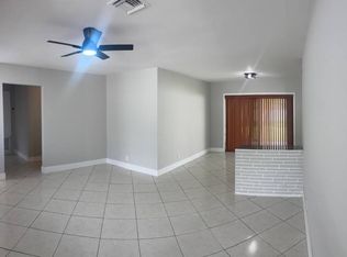 5020 Tyler St, Hollywood, FL 33021