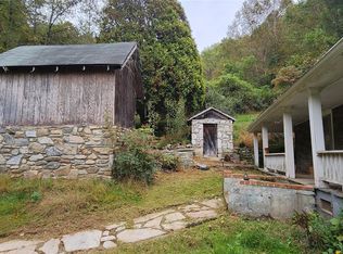 304 Miller Hill Rd, Burnsville, NC 28714