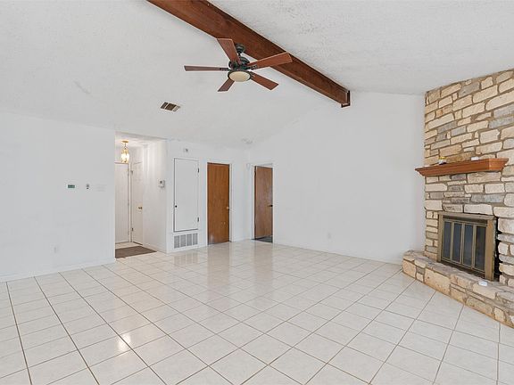 5th image of 5408 King Henry Dr