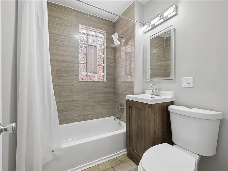 545 N Drake Ave #2 — Photo 19