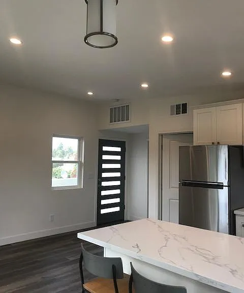 12928 Maxella Ave — Photo 10