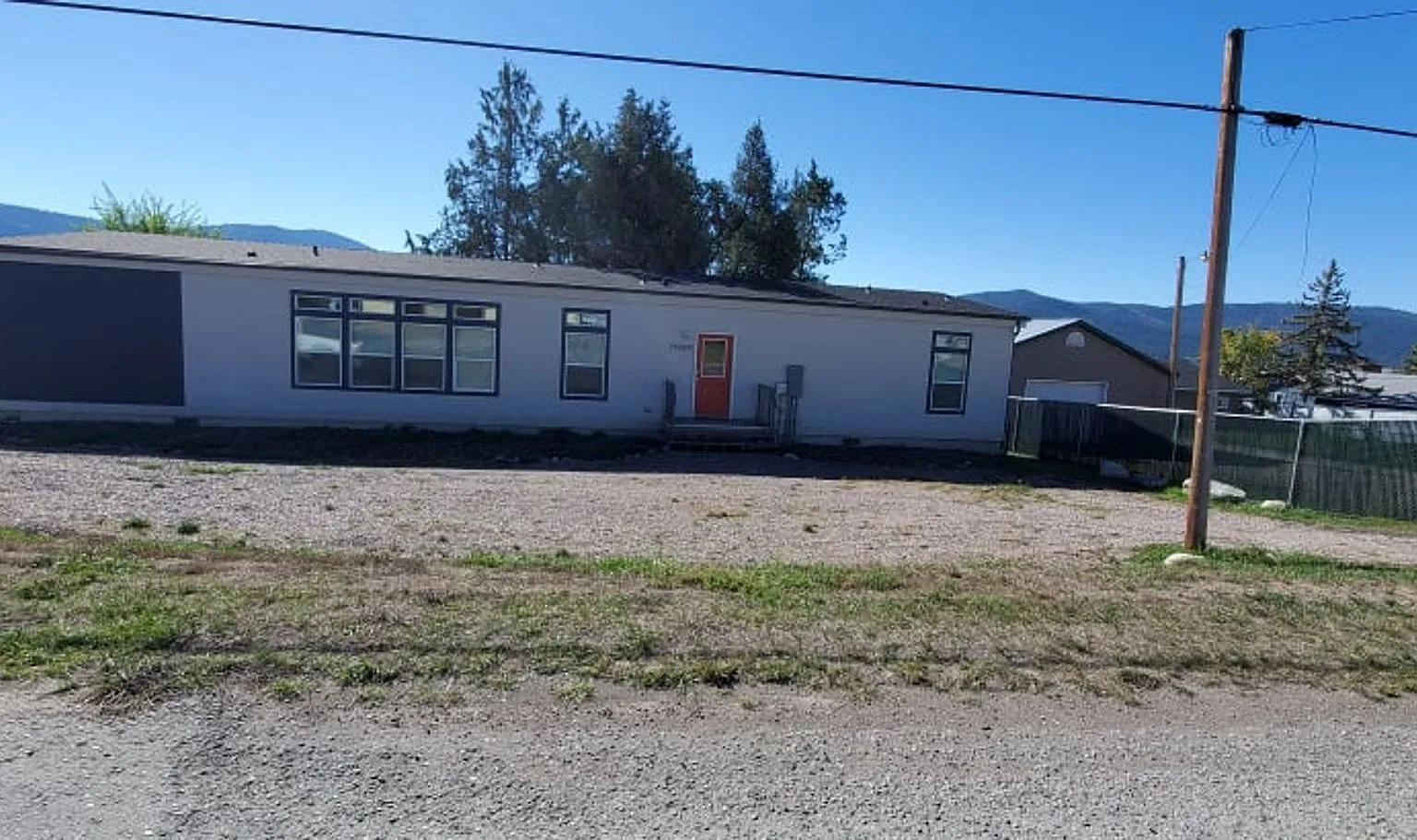 Haakenson - Fully Furnished Lake House with Dock Only available Oct 15th, 2026 until May 15th, 2027 — Photo 1