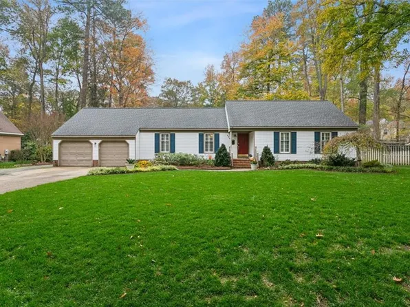 404 Lindsay Landing Ln, Yorktown, VA 23692