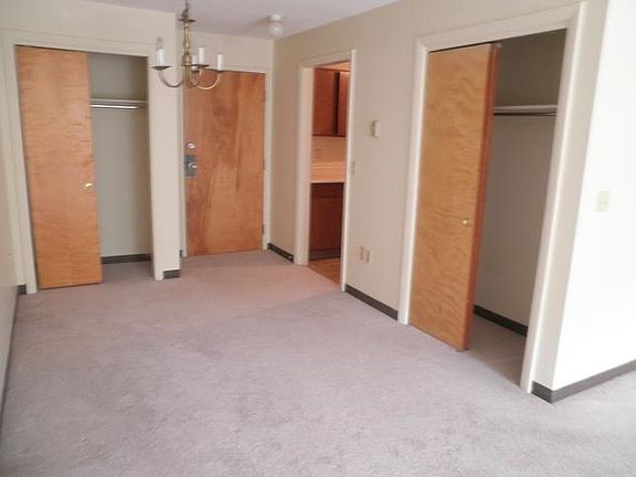 3rd image of 280 Roger Williams Ave APT 34