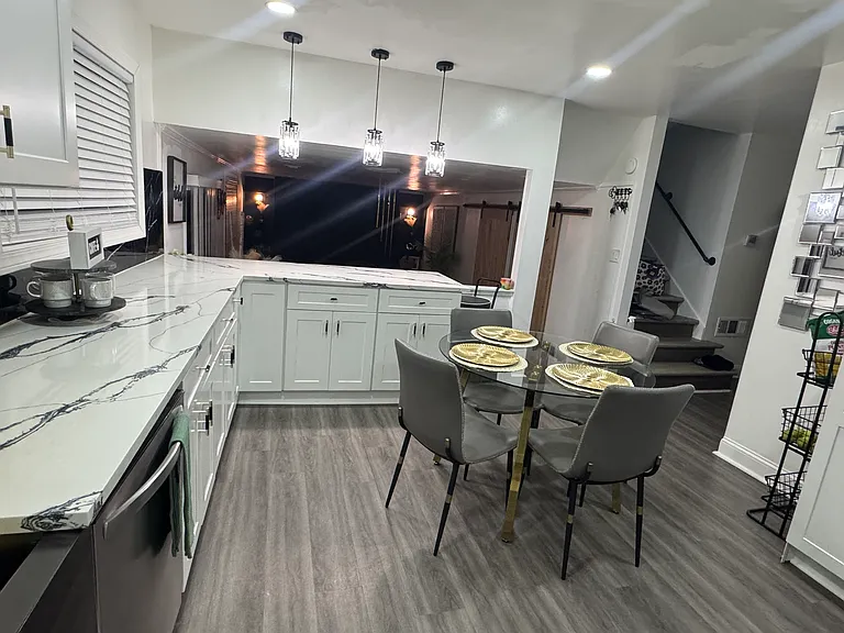 2219 Tiffany Ct — Photo 4