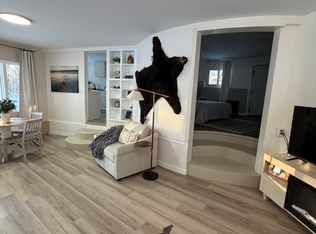 15298 Saddler St, Anchorage, AK 99516