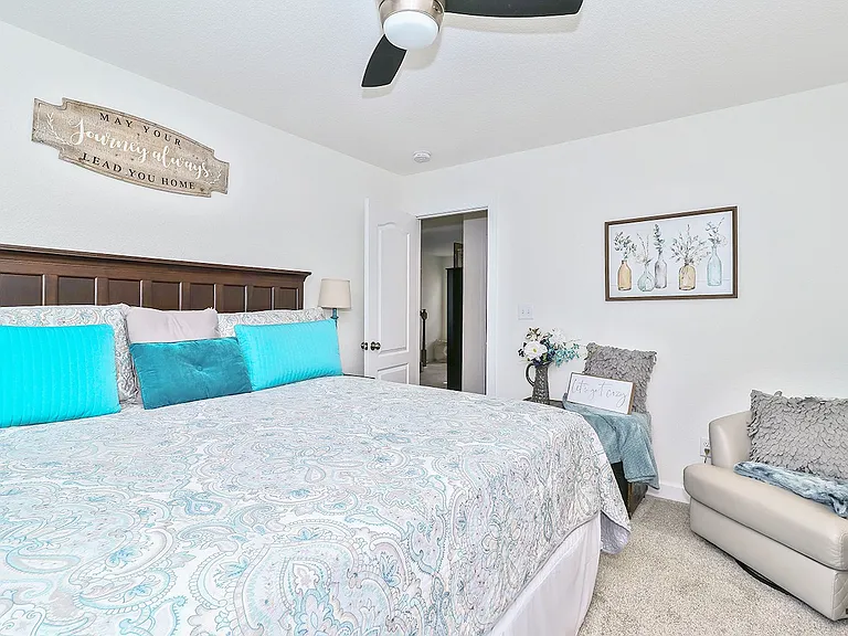 221 Wilson Dr — Photo 30