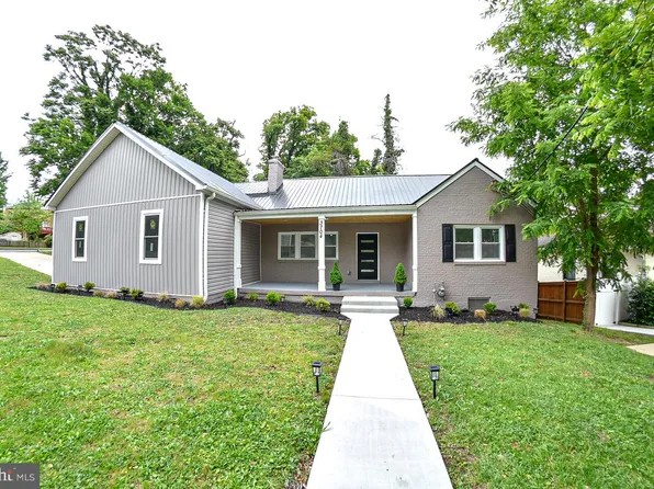 3704 Suitland Rd SE, Washington, DC 20020