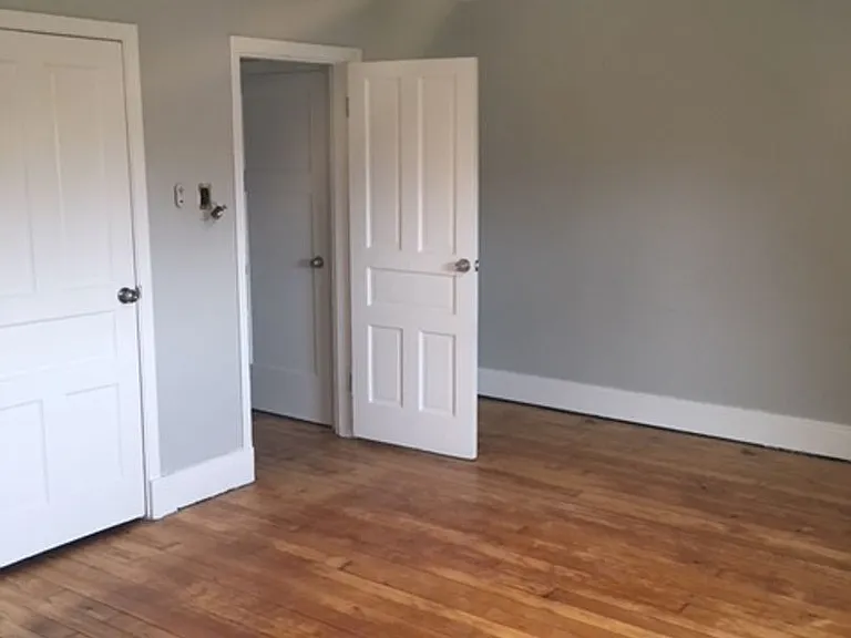 6047 Stanton Ave — Photo 14