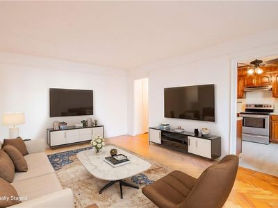 180 72nd St APT 317, Brooklyn, NY, 11209