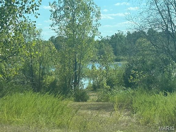 2nd image of 7 Lakeview Mdws Lot 7