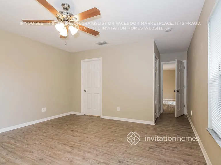 10014 Ancona St — Photo 8