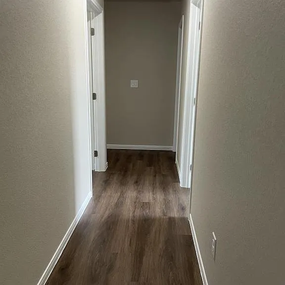 512 Raymond St — Photo 23