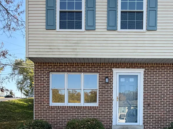 44 Queen Ave, Enola, PA 17025