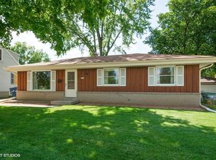 7073 N 41st St, Milwaukee, WI 53209