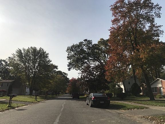 4th image of 6025 N Karle St