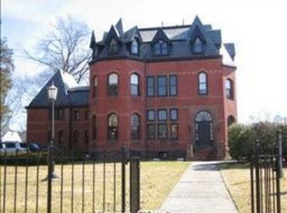 66 Forest Ln, East Hartford, CT 06118