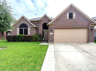 8306 Basil Dr, Baytown, TX 77521