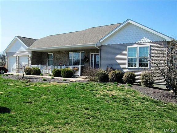 2nd image of 3540 Eagle Crest Dr