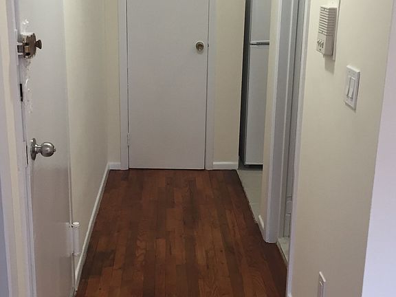 4th image of 324 E 59th St APT 5D