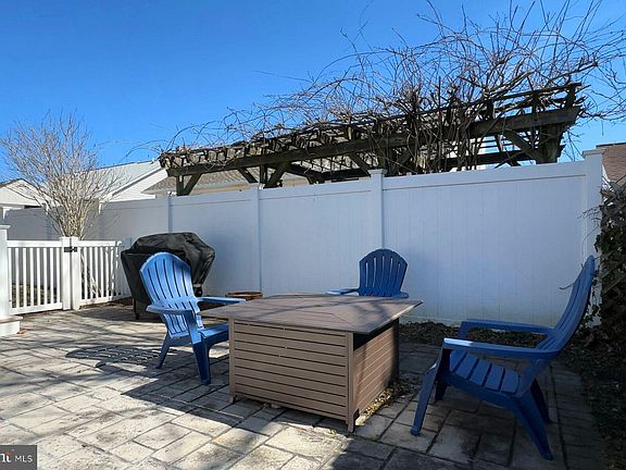 5th image of 9100 Caribbean Dr