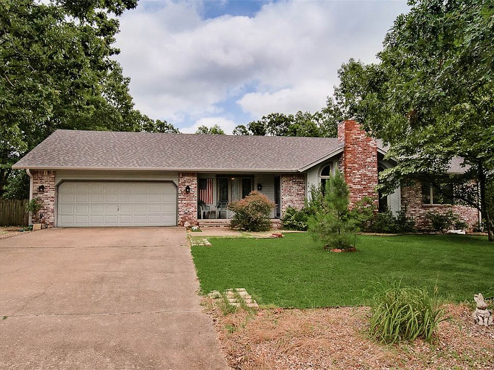 1st image of 48 Huskins Cir