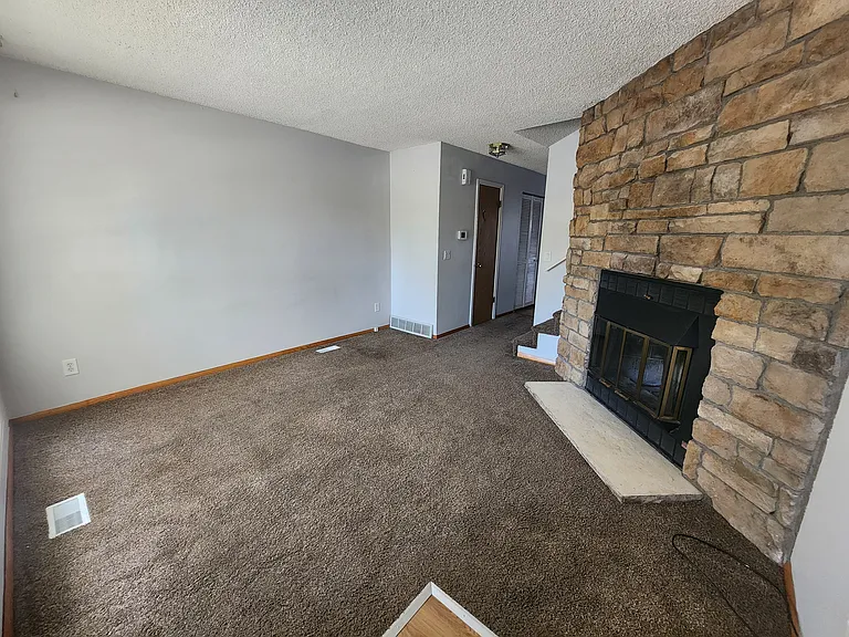 8813 W Floyd Ave — Photo 11