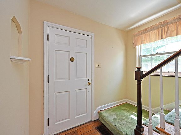 4th image of 4415 Ashland Ave